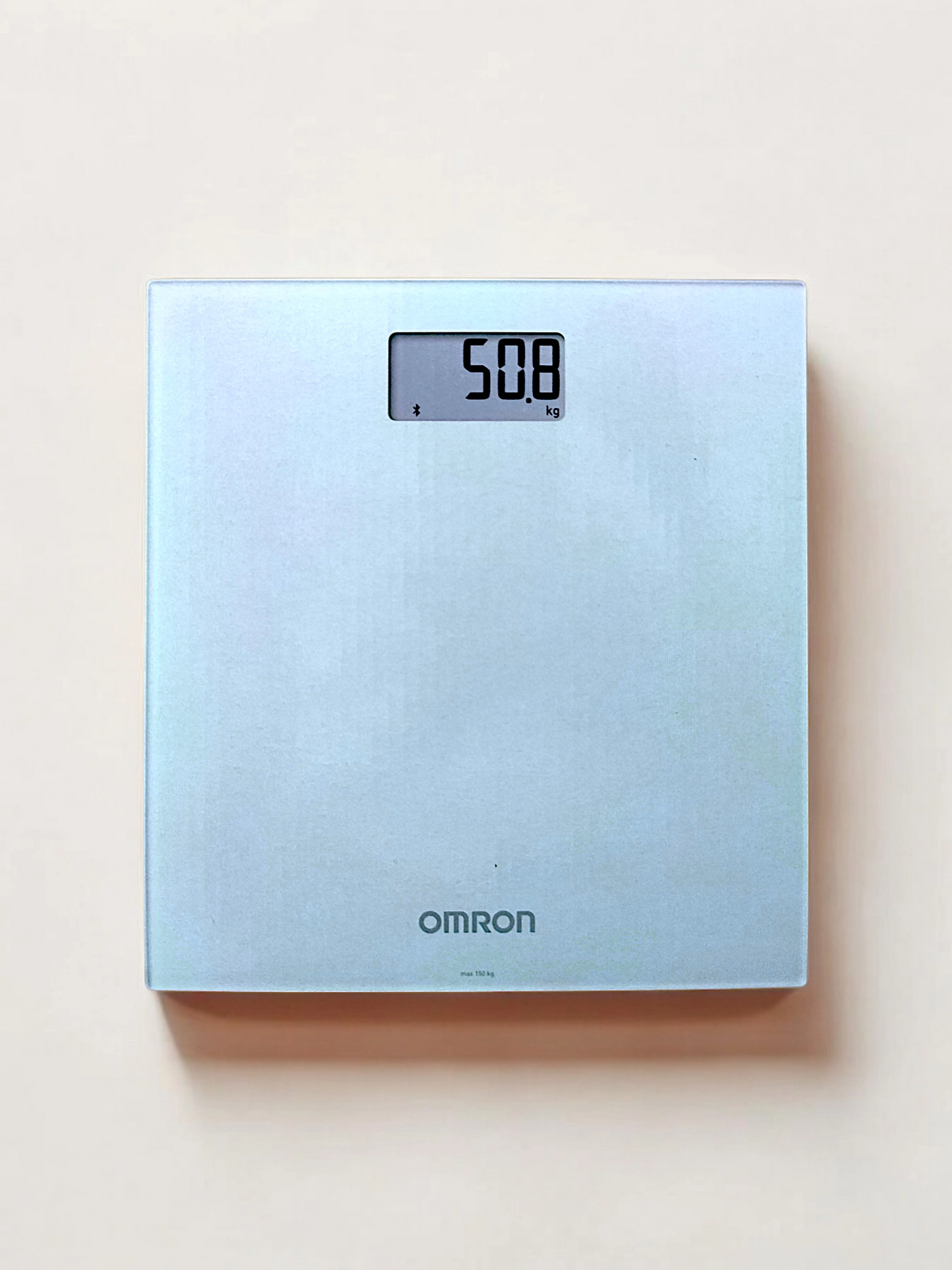 Omron Digital Weight Scale With Bluetooth Technology with Result Oriented HN-300T2